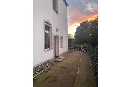 Schöne 2-Zimmer Wohnung in grev mit großem Garten zu vermieten - Grevenbroich