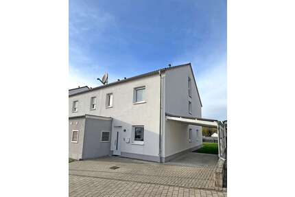 Haus zum Mieten in Enkenbach-Alsenborn 1.650,00 € 164 m²
