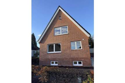 Erstbezug nach Sanierung - Einfamilienhaus mit Garage - Hamburg Rahlstedt