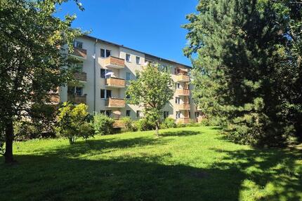Preiswert von privat, ruhige, grüne 2 Zim-Wohnung gut angebunden - Berlin Steglitz-Zehlendorf
