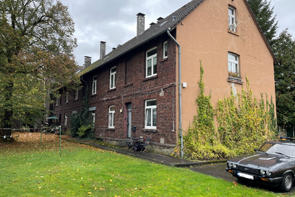 Haus zum Kaufen in Wuppertal 320.000,00 € 1093 m²