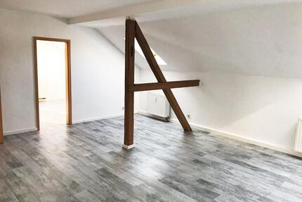 Großzügige 4-Raum-Wohnung mit Charme und viel Platz! - Gera Alt-Taubenpreskeln