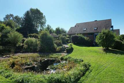 Haus zum Kaufen in Lauenförde 455.000,00 € 192 m²