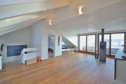 Haus zum Kaufen in Großbottwar 1.190.000,00 € 343 m²