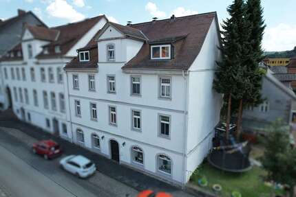 Haus zum Kaufen in Bad Karlshafen 299.000,00 € 380 m²