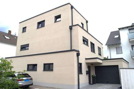 Haus zum Kaufen in Rodgau 980.000,00 € 237.68 m²