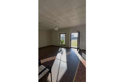 Haus zum Kaufen in Zwickau 240.000,00 € 136.05 m²