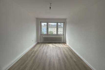 Wohnung zum Mieten in Düsseldorf 1.150,00 € 62.67 m²