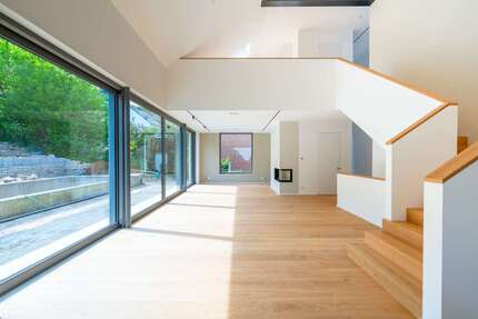 Haus zum Kaufen in Bielefeld 2.750.000,00 € 315 m²