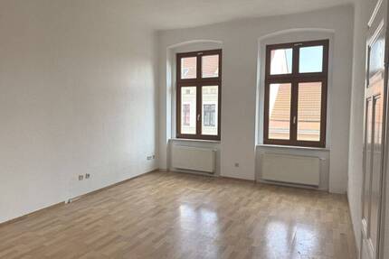 Selbstrenovierer aufgepasst! 3 Raumwohnung mit Tageslichtbad zum sofort einziehen! - Görlitz Innenstadt