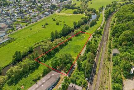 Grundstück in Sinn 58.000,00 € 7437 m²