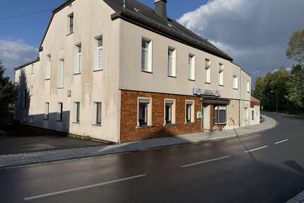 Haus zum Kaufen in Helmbrechts 249.000,00 € 500 m²