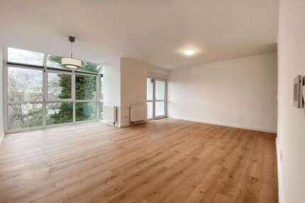 Haus zum Mieten in Weilerbach 1.750,00 € 140 m²