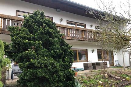 Helle, großzügige Wohung - 1.500,00&nbsp;EUR Kaltmiete, ca.&nbsp; 130,00&nbsp;m&sup2; in Veitsbronn (PLZ: 90587)