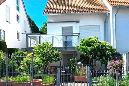 Top gepflegte Doppelhaushälfte mit Garage und Fernsicht - Altheim (Alb)