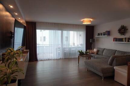 Hochwertig möblierte 3-Zimmer-Wohnung mit großem Balkon & TG - Rielasingen-Worblingen