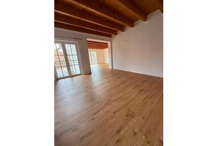 helle 3-Zimmerwohnung mit Balkon und Garage in Mittelbuch - Ochsenhausen