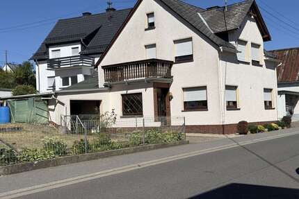 Haus zum Kaufen in Langenfeld 135.000,00 € 101 m²