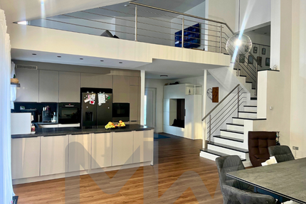 Haus zum Kaufen in Schönenberg-Kübelberg 650.000,00 € 282 m²