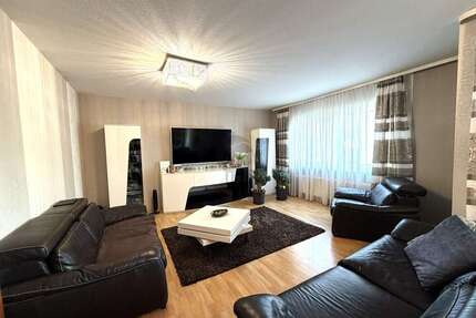 Wohnung zum Kaufen in Petersberg 349.000,00 € 104 m²