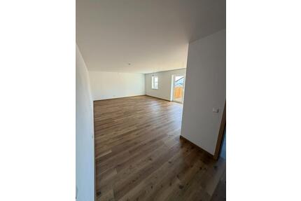 Sonnige Neubauwohnung (2 Zimmer) mit Balkon – 66 m² modernes Wohnen (Whg. 1) - Sankt Oswald-Riedlhütte