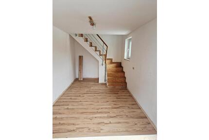 Anbauwohnung auf 2 Etagen in Schildesche zu vermieten - Bielefeld