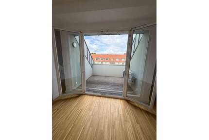Wohnung zum Mieten in Berlin Staaken 1.289,68 € 92.12 m² - Berlin / Staaken