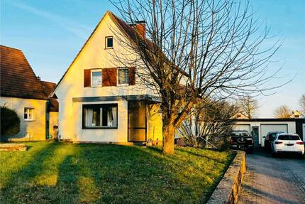 großes Zweifamilienhaus in Leopoldshöhe Nienhagen zu verkaufen