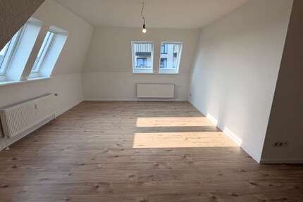 Wohnung zum Mieten in Brunsbüttel 503,08 € 74.31 m²