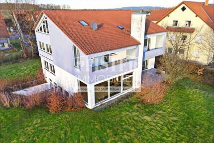 Haus zum Kaufen in Memmelsdorf 845.000,00 € 252 m²