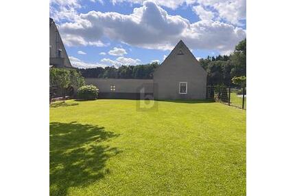 IHR ZUHAUSE MIT CHARME UND GRÜNBLICK - Tessin