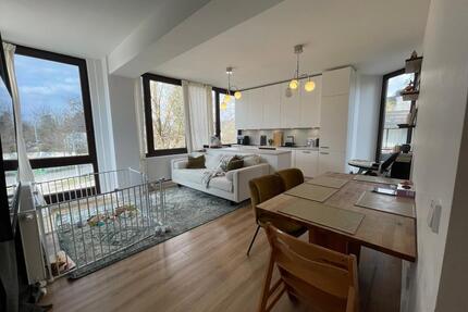 helle 5-Zimmer-Wohnung in Obermenzing - München Aubing-Lochhausen-Langwied