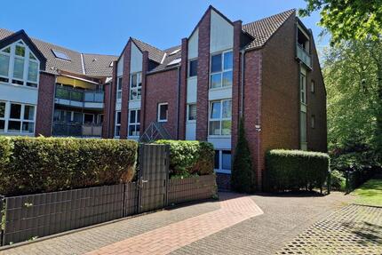 Wohnen im Grünen! Moderne Erdgeschosswohnung mit Terrasse und Ga - Bottrop Ebel
