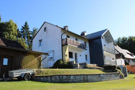 6-Raum-Doppelhaushälfte - 180.000,00&nbsp;EUR Kaufpreis, ca.&nbsp; 106,00&nbsp;m&sup2; in Fichtelberg (PLZ: 95686)