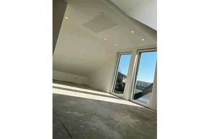 Erstbezug in Kernsanierter Dachgeschosswohnung - Nortorf