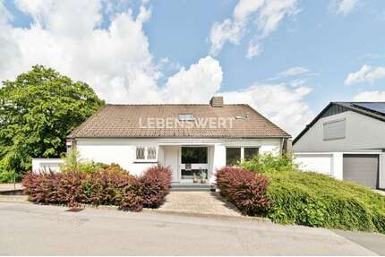 Haus zum Kaufen in Mettmann 685.000,00 € 256.17 m²