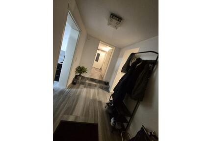 Erdgeschoss Whg separater Eingang mit Terrasse Ab 01.07 frei - Dillingen (Saar)