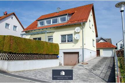 Gepflegtes Wohnhaus mit zwei Wohneinheiten, Nebengebäude und vielseitigen Nutzungsmöglichkeiten - Poppenricht