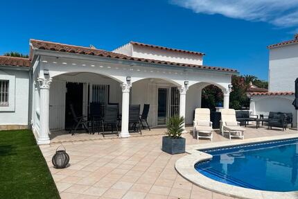 Empuriabrava Villa 3SZ 2BZ SW-Pool Klima Option Motorboot - Mülheim an der Ruhr Broich