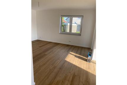 EG-Wohnung - 890,00&nbsp;EUR Kaltmiete, ca.&nbsp; 77,29&nbsp;m&sup2; in Rödinghausen (PLZ: 32289)