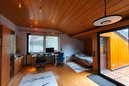 Möblierte Wohnung mit Balkon & EBK in Bad Soden - alles inklusive - Bad Soden am Taunus