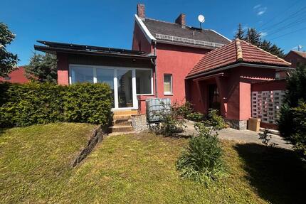 Zwei Häuser auf einem Grundstück - Wohnen, Arbeiten o. Vermieten - Finsterwalde