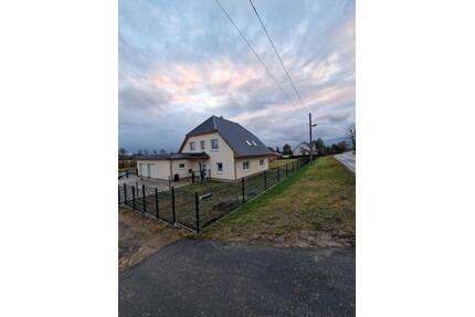 Einfamilienhaus zu verkaufen - 375.000,00&nbsp;EUR Kaufpreis, ca.&nbsp; 153,00&nbsp;m&sup2; in Schwedt (Oder) (PLZ: 16303)