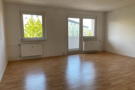 4 Raum Wohnung mit Balkon Neubau Lößnitz