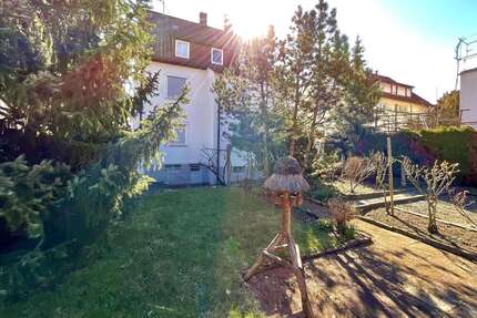 Haus zum Kaufen in Stuttgart 789.000,00 € 202 m²