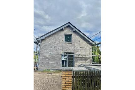 Neubau im Erstbezug, 4 Zimmer, Garten in Soltau