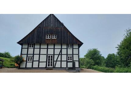 Fachwerkhaus - 430.000,00&nbsp;EUR Kaufpreis, ca.&nbsp; 177,00&nbsp;m&sup2; in Bad Salzuflen (PLZ: 32108) Ehrsen-Breden