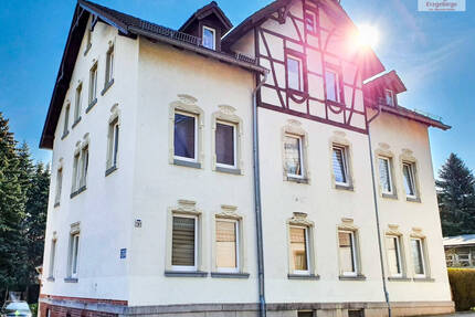 charmante 2-Raum Wohnung in Rödlitz - 1 Monat kaltmietfrei! - Lichtenstein/Sachsen / Rödlitz