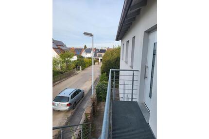 Moderne 3,5-Zi-Wohnung, 90m² mit Garten. Erstbezug nach Sanierung - Tamm
