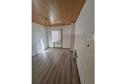 Wohnung zu vermieten - 180,00&nbsp;EUR Kaltmiete, ca.&nbsp; 24,00&nbsp;m&sup2; in Eitorf (PLZ: 53783)